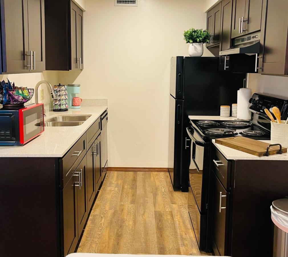 Ou-2 Bed 2 Bath Apartment Close To Ou Oklahoma City Buitenkant foto